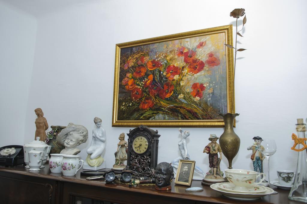 Vác Fonagy Es Walter Vendeg- Es Borhaz Bed & Breakfast エクステリア 写真