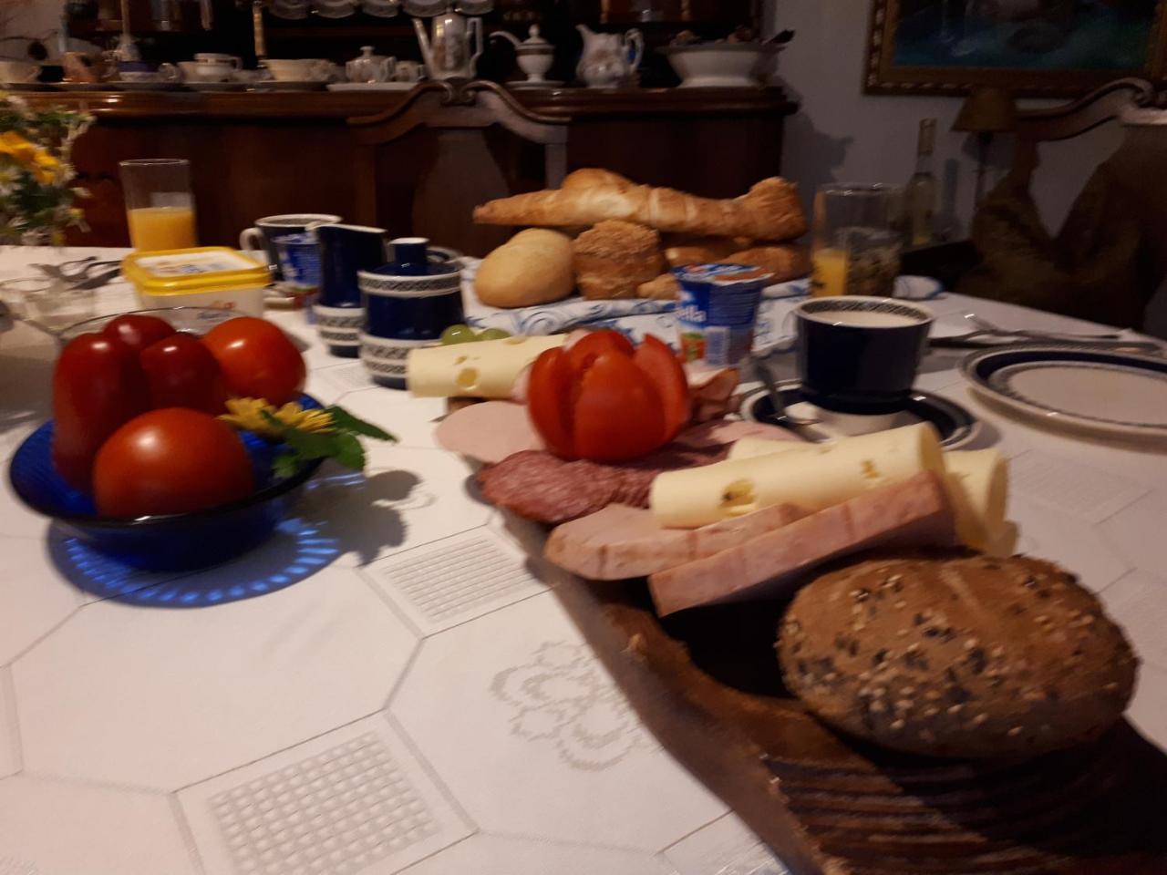 Vác Fonagy Es Walter Vendeg- Es Borhaz Bed & Breakfast エクステリア 写真
